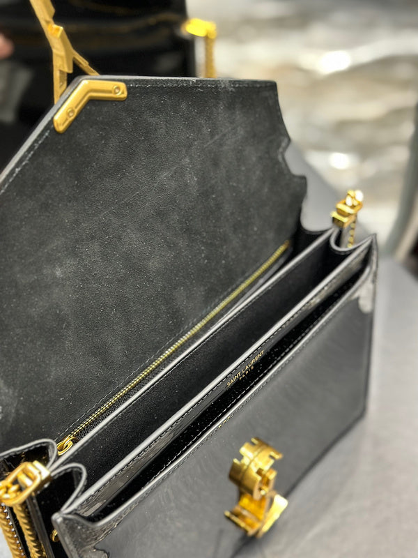 Amelia - YSL Bag - 3974
