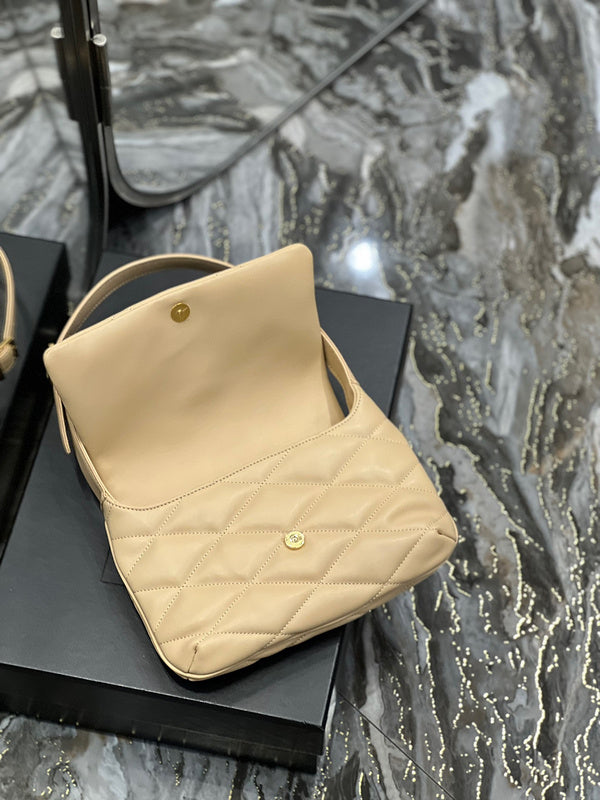 Amelia - YSL Bag - 1769