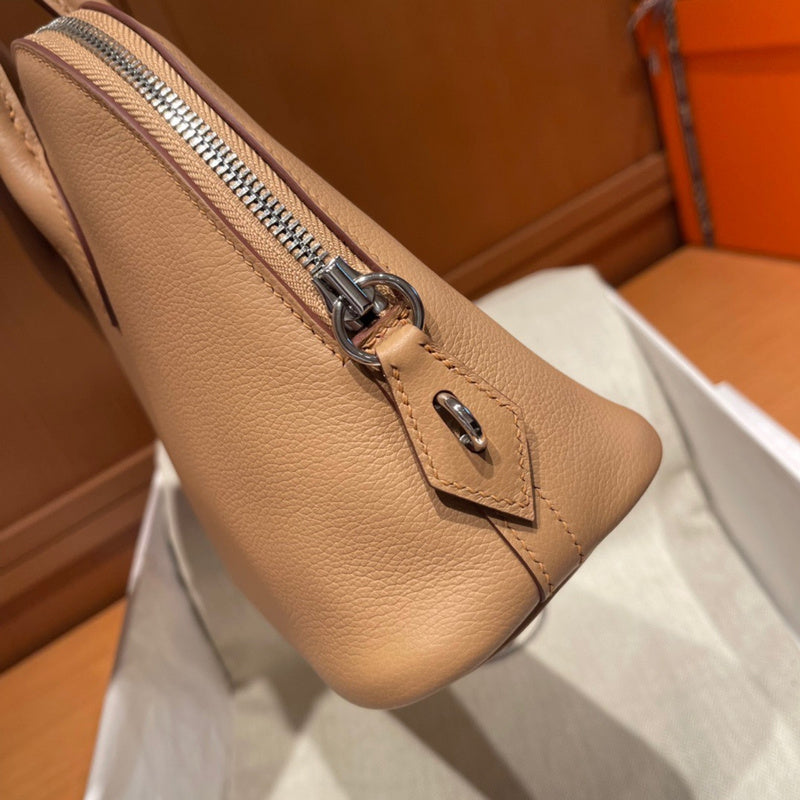 Amelia - HMS Bags - 1743