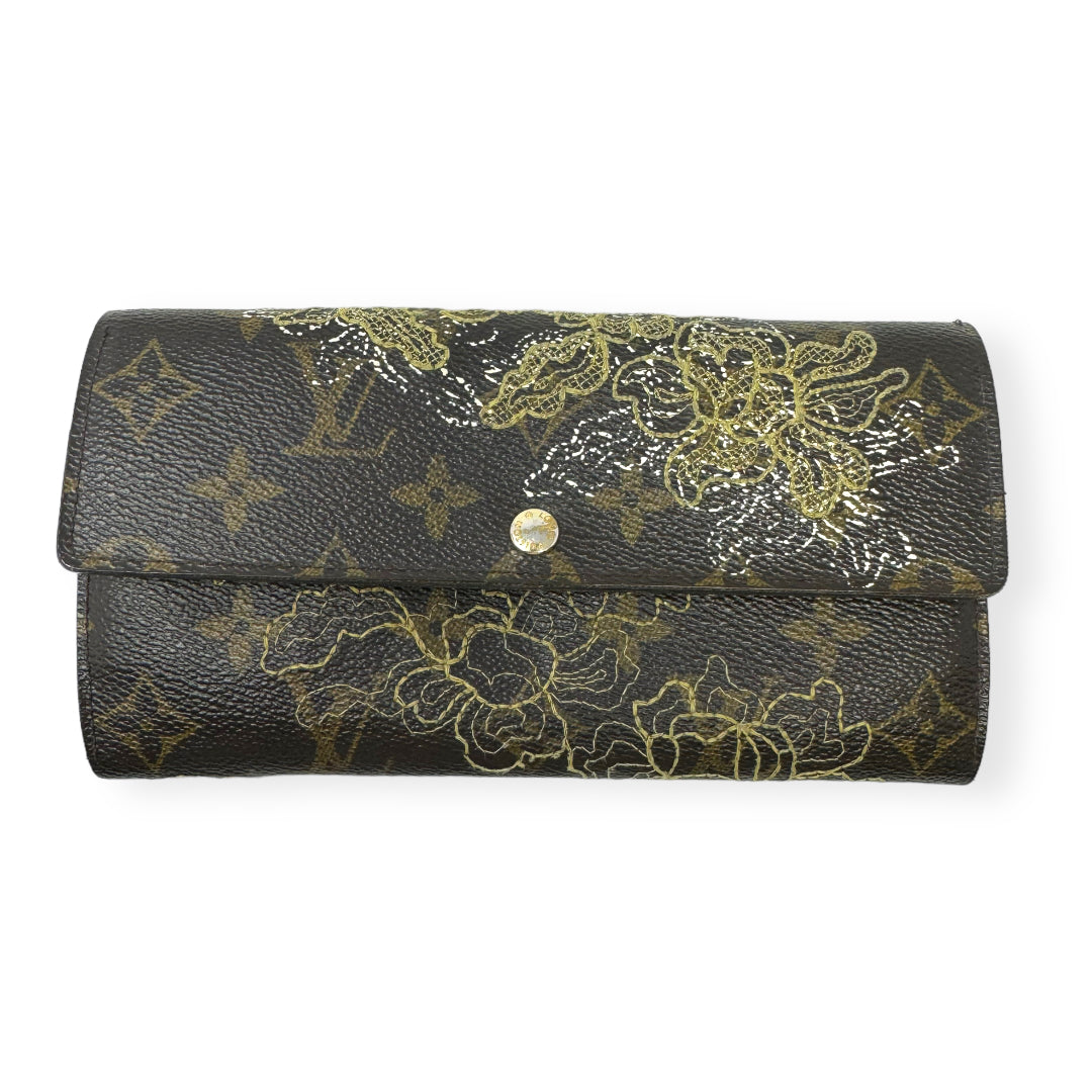 Porte Fauille Sara Dantelle Wallet Luxury Designer By Louis Vuitton  Size: Medium