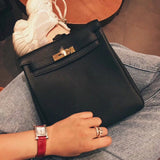 Amelia - HMS Bags - 1765