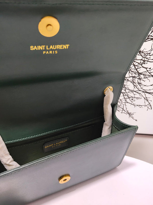 Amelia - YSL Bag - 3550