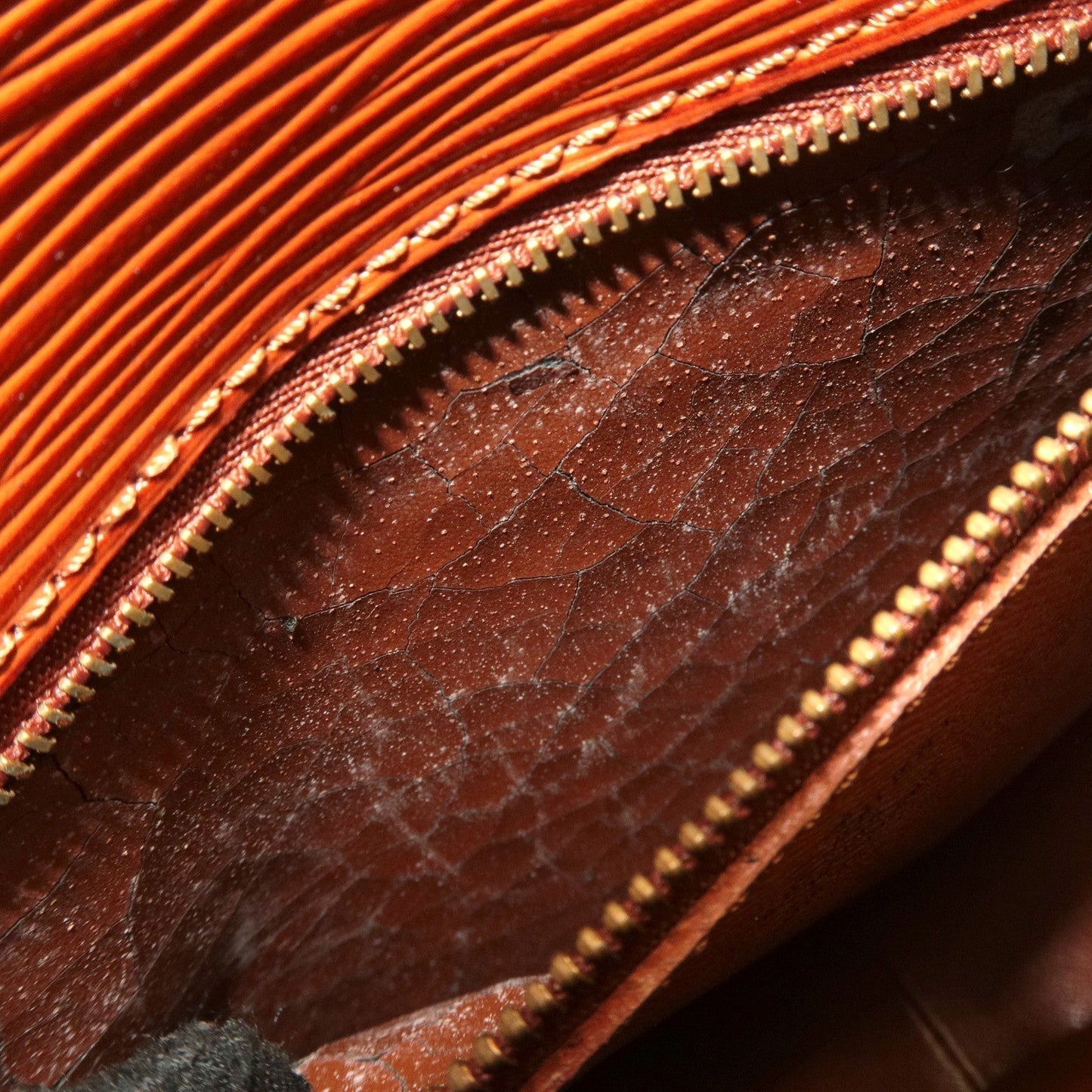 Louis Vuitton Epi Saint Cloud Shoulder Bag Kenya Brown M52193
