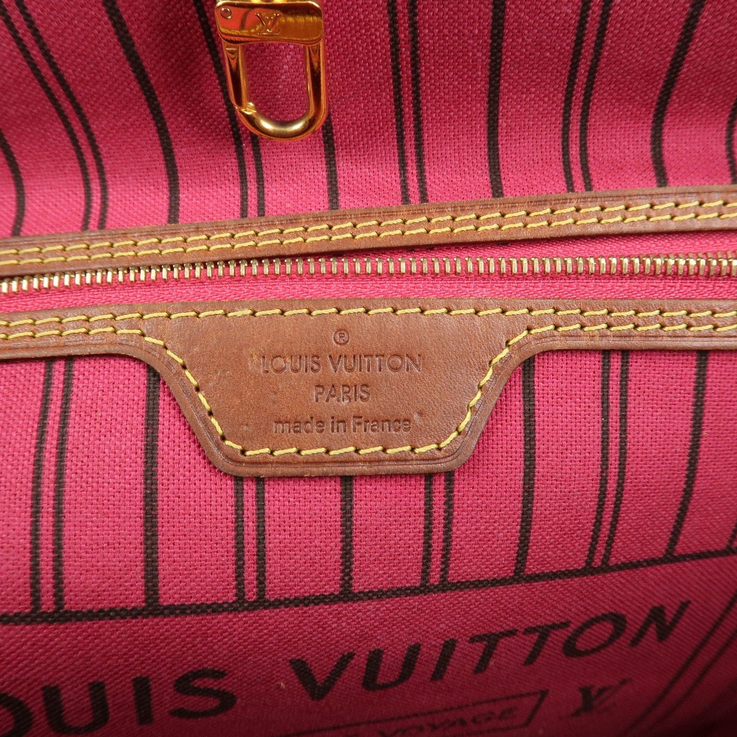 Louis Vuitton Monogram Neverfull MM Tote Bag Fuchisia M40996