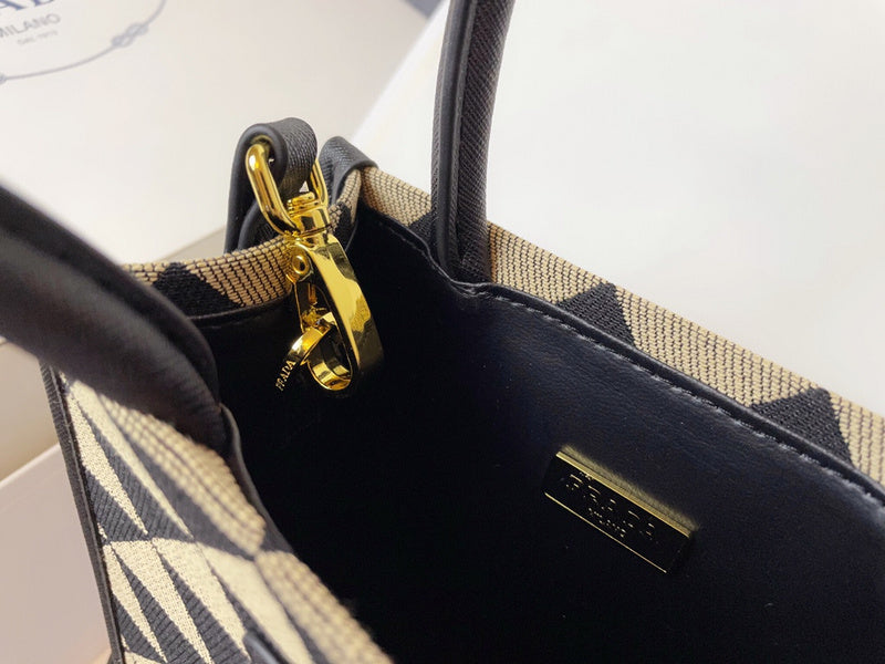 Amelia- PRDA  LUXURY BAGS - 573