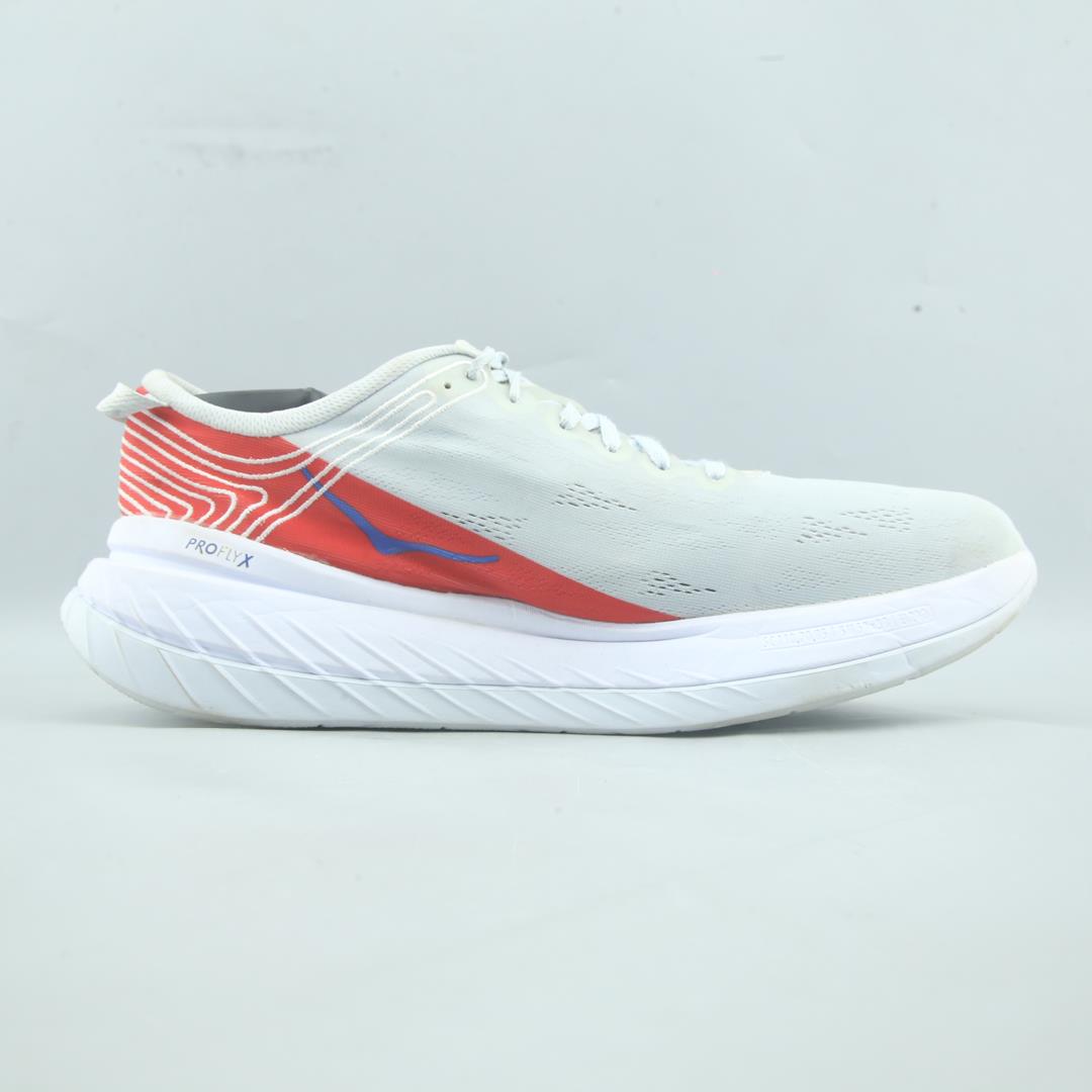 HOKA ONE ONE CARBON X
