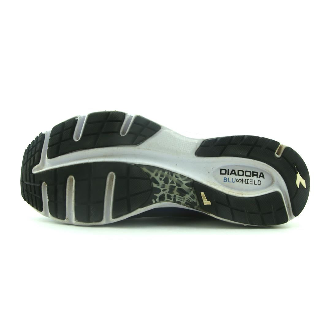 DIADORA MYTHOS BLUSHIELD  HIP 2