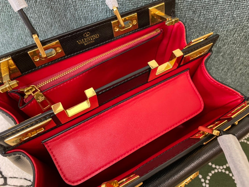 Amelia's Bag Gallery - VEL Bags - 833