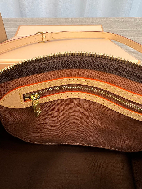 Fan Fashion Lu-Vi Bags - 16780