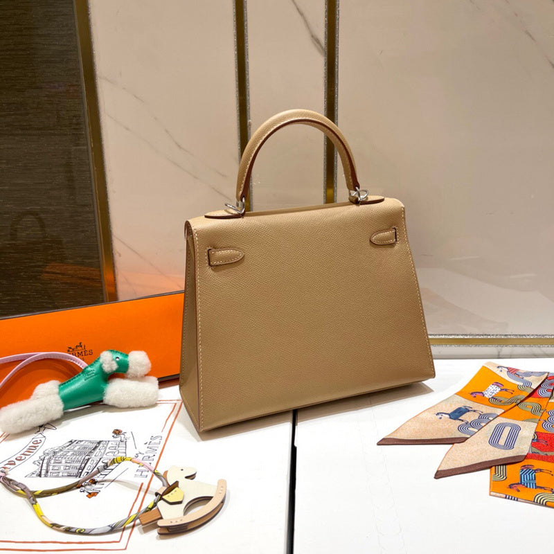 Amelia - HMS Bags - 1703