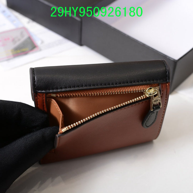 Amelia - CAH Wallet - 129