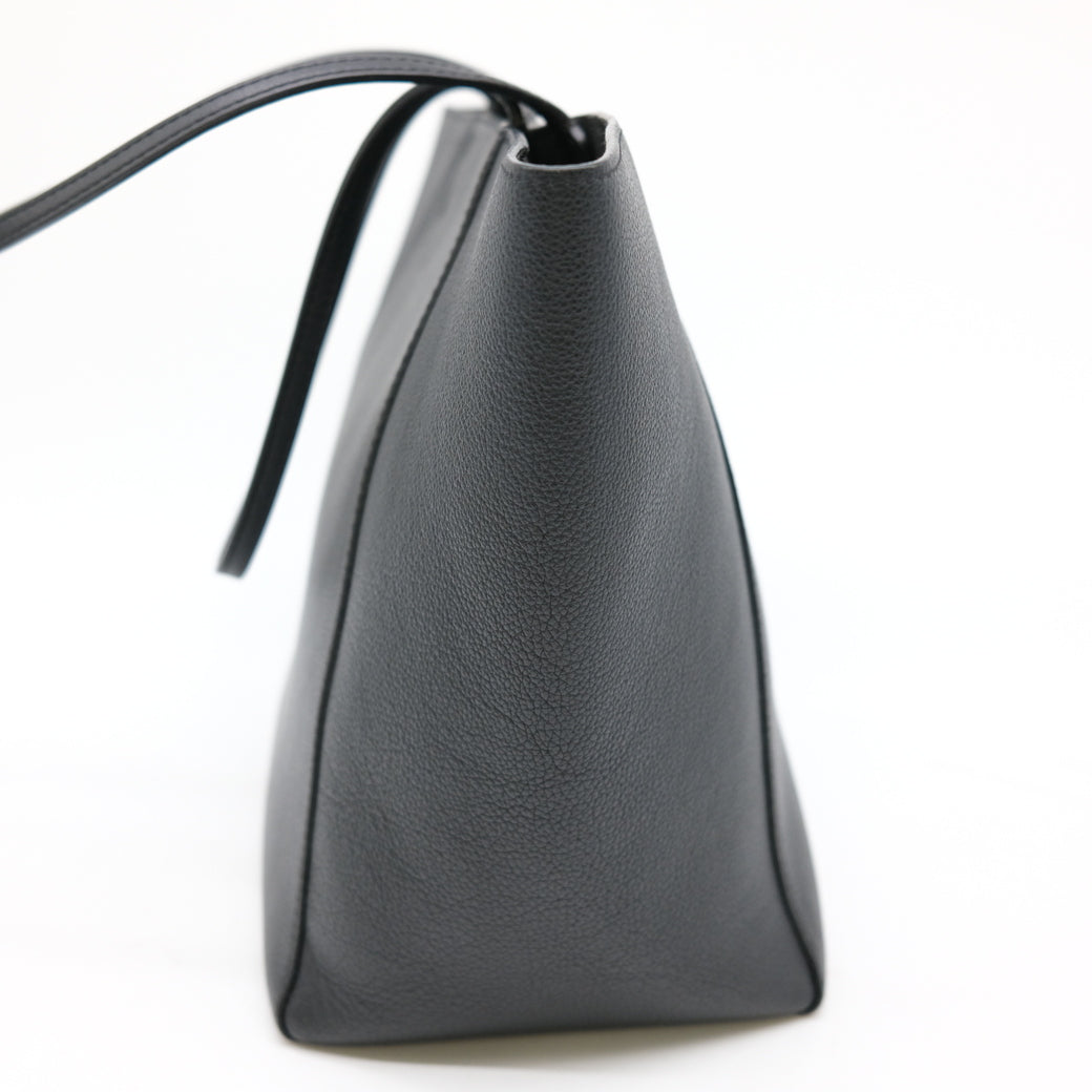 Louis Vuitton LockMe Tote Bag Noir Black