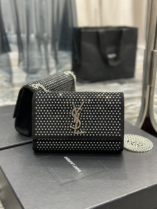 Amelia - YSL Bag - 3899
