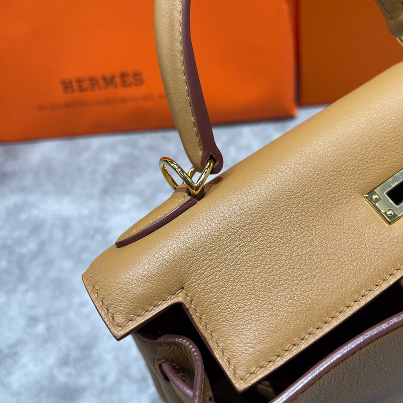 Amelia - HMS Bags - 1652