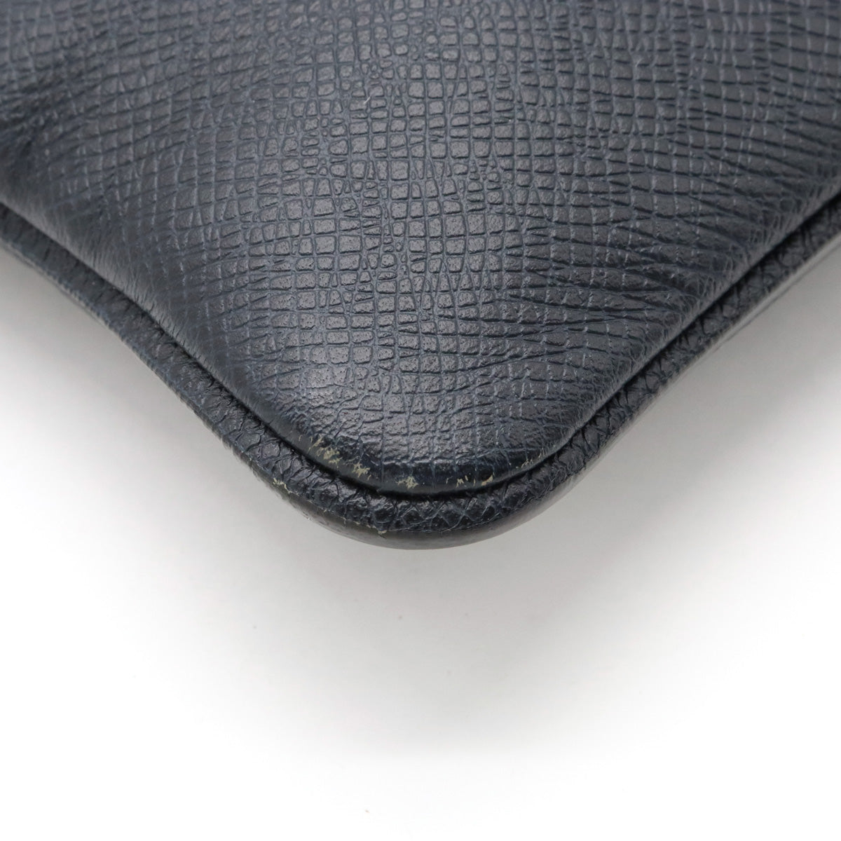 Louis Vuitton Taiga Sasha Shoulder Bag Boreal Navy