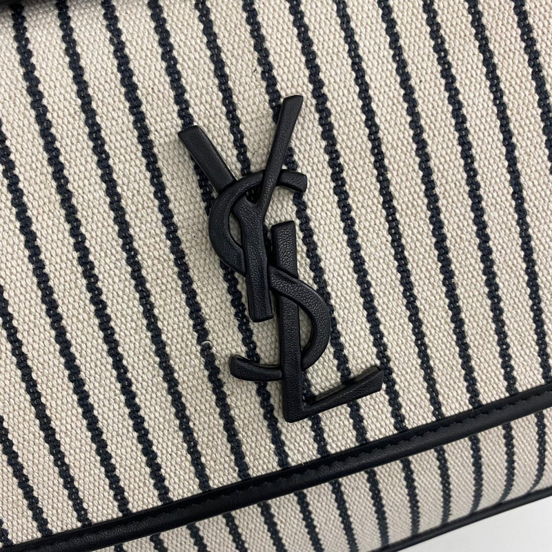 Amelia - YSL Bag - 3658