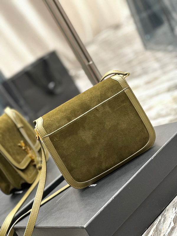 Amelia - YSL Bag - 1838