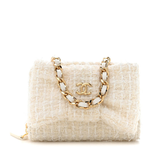 Amelia Tweed Quilted Bow Flap Card Holder On Chain White