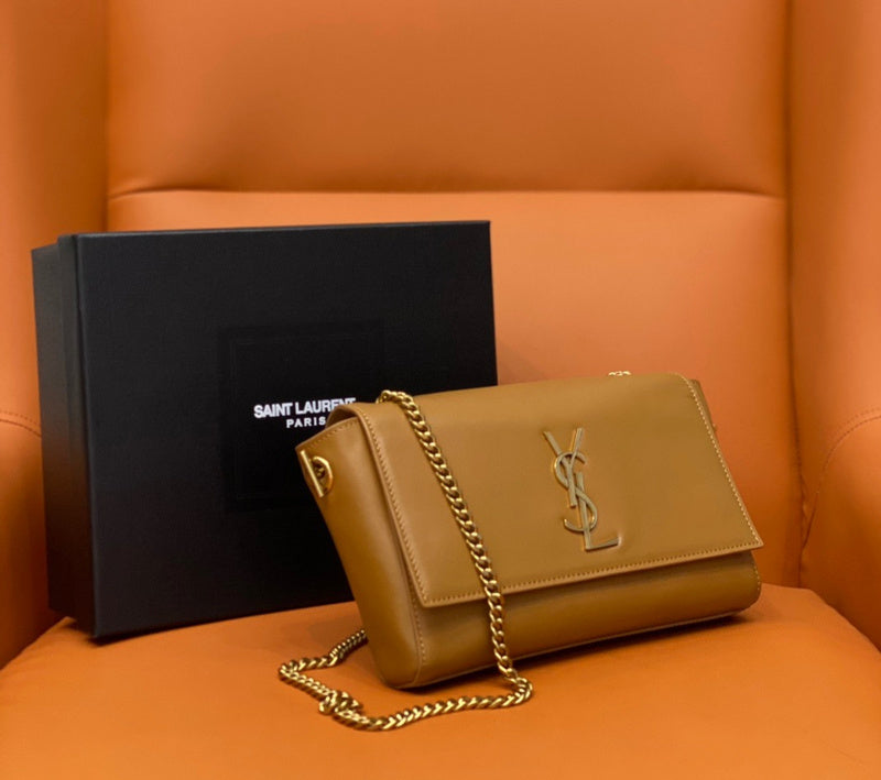 Amelia - YSL Bag - 2047