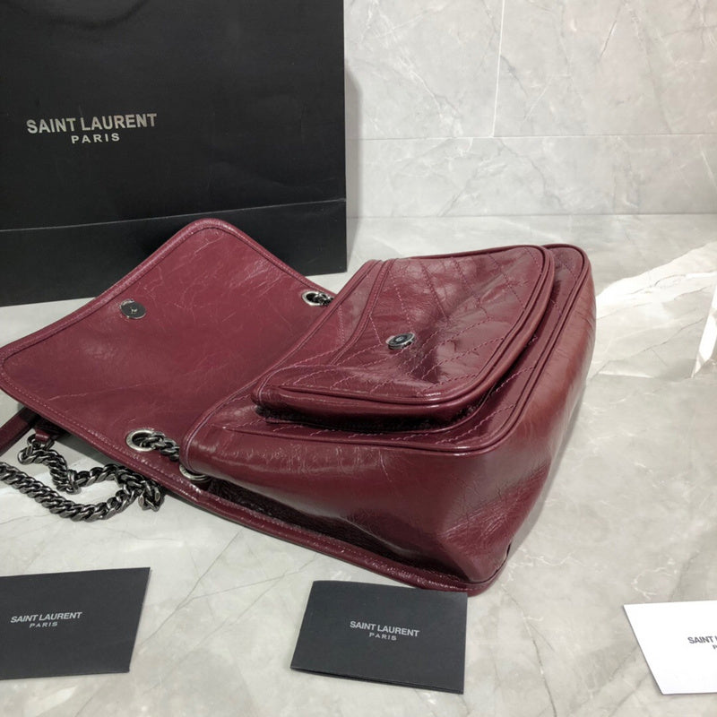 Amelia - YSL Bag - 4050