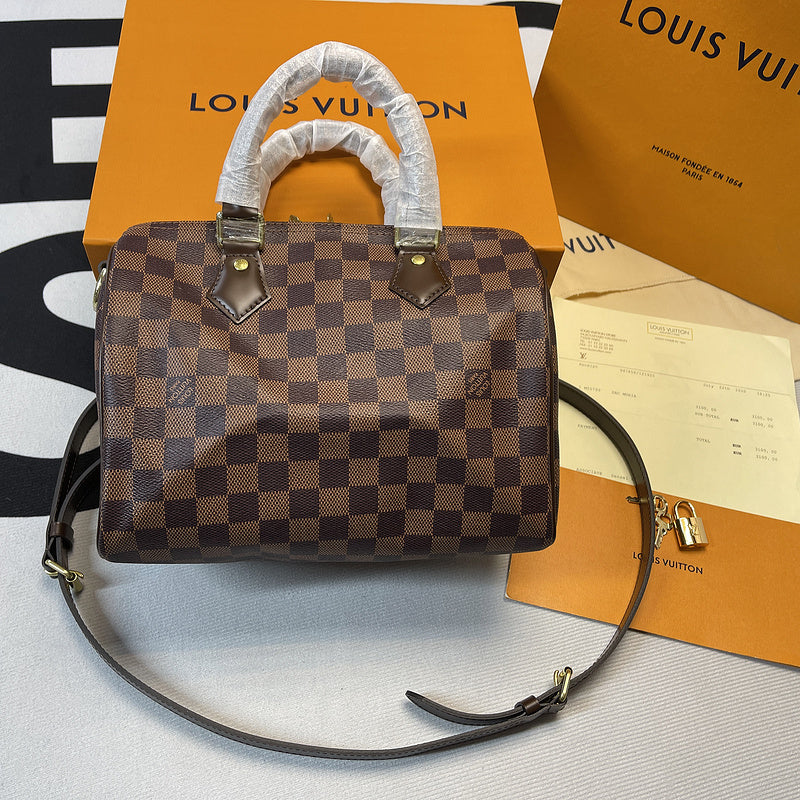 Fan Fashion Lu-Vi bags - 8149