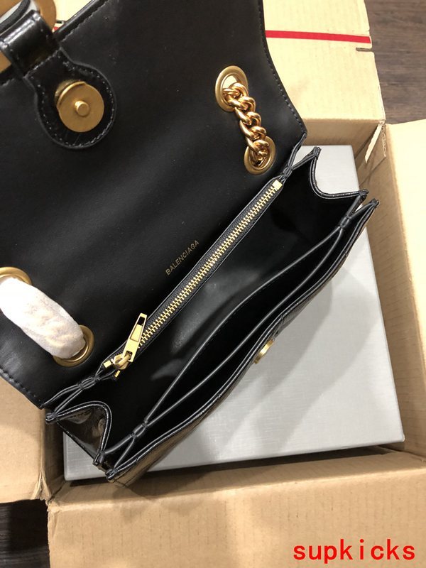 Amelia- BG Hourglass Bags - 065