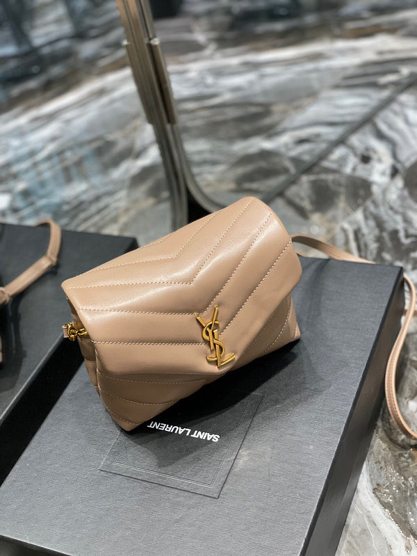 Amelia - YSL Bag - 1476