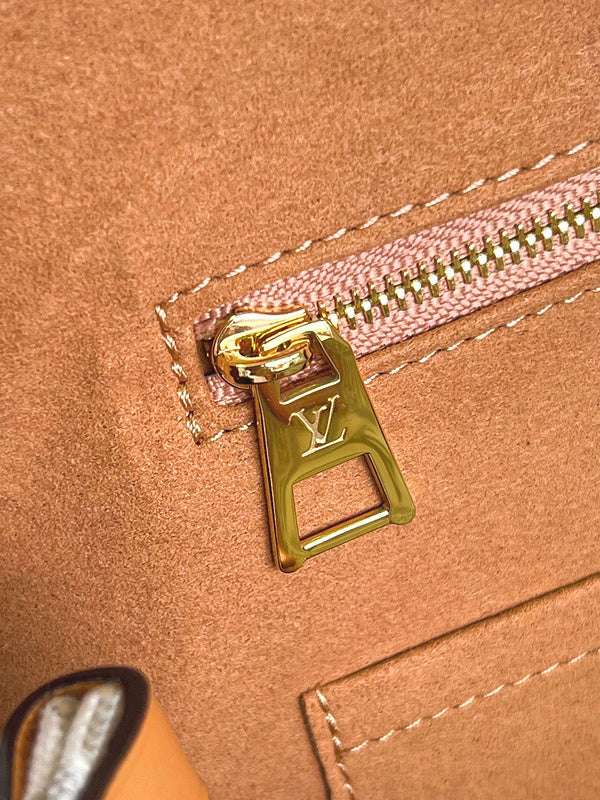 Fan Fashion Lu-Vi bags - 17304