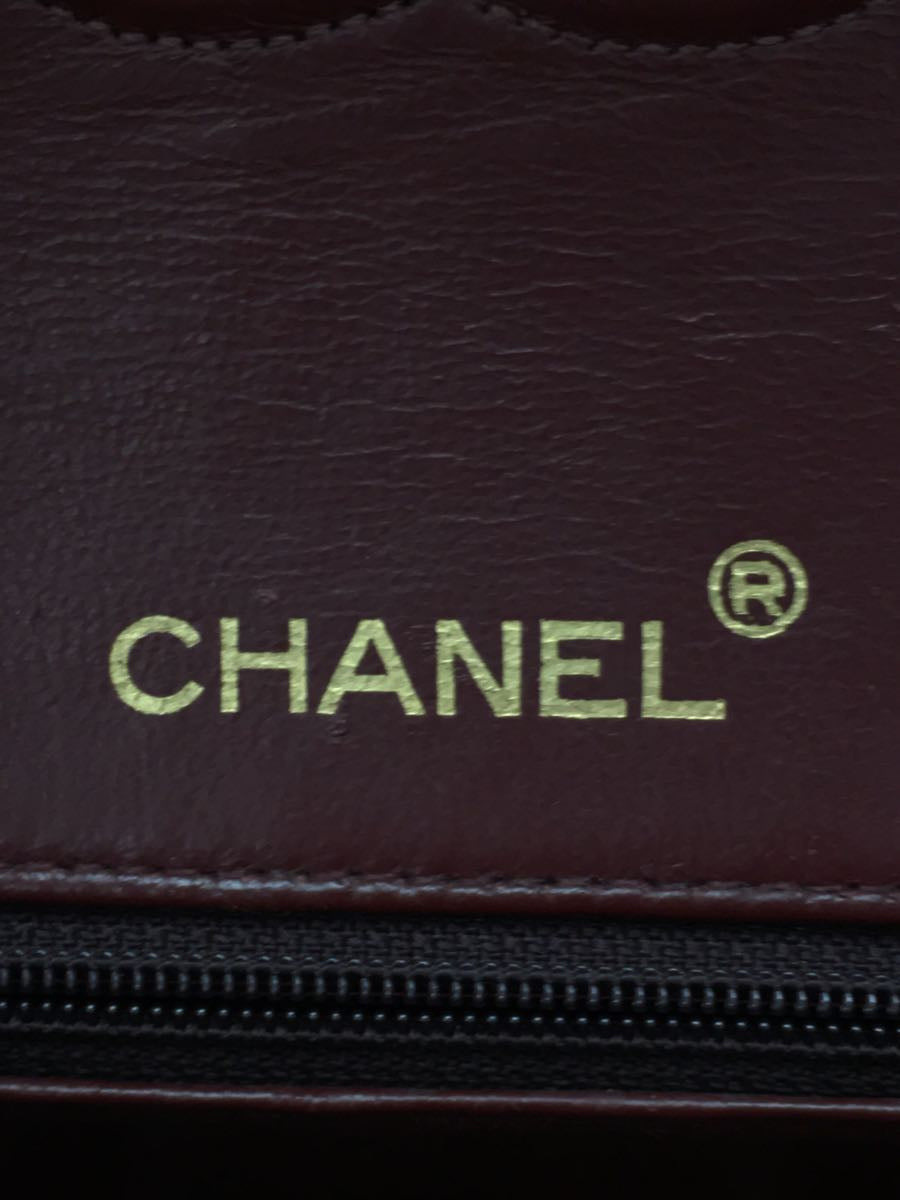 Chanel Matelasse Leather Shoulder Bag