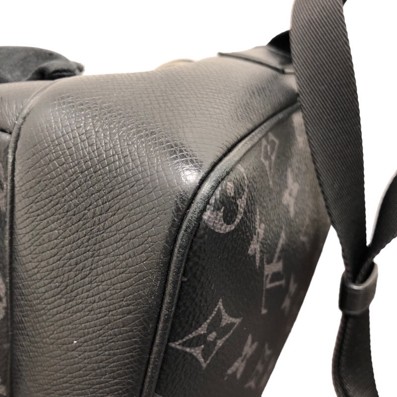 Louis Vuitton Outdoor Messenger Taigarama Men's Shoulder Bag