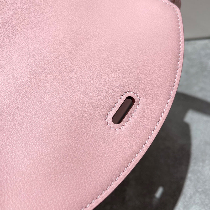 Amelia - HMS Bags - 1642