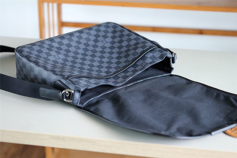 Fan Fashion Lu-Vi bags - 10469