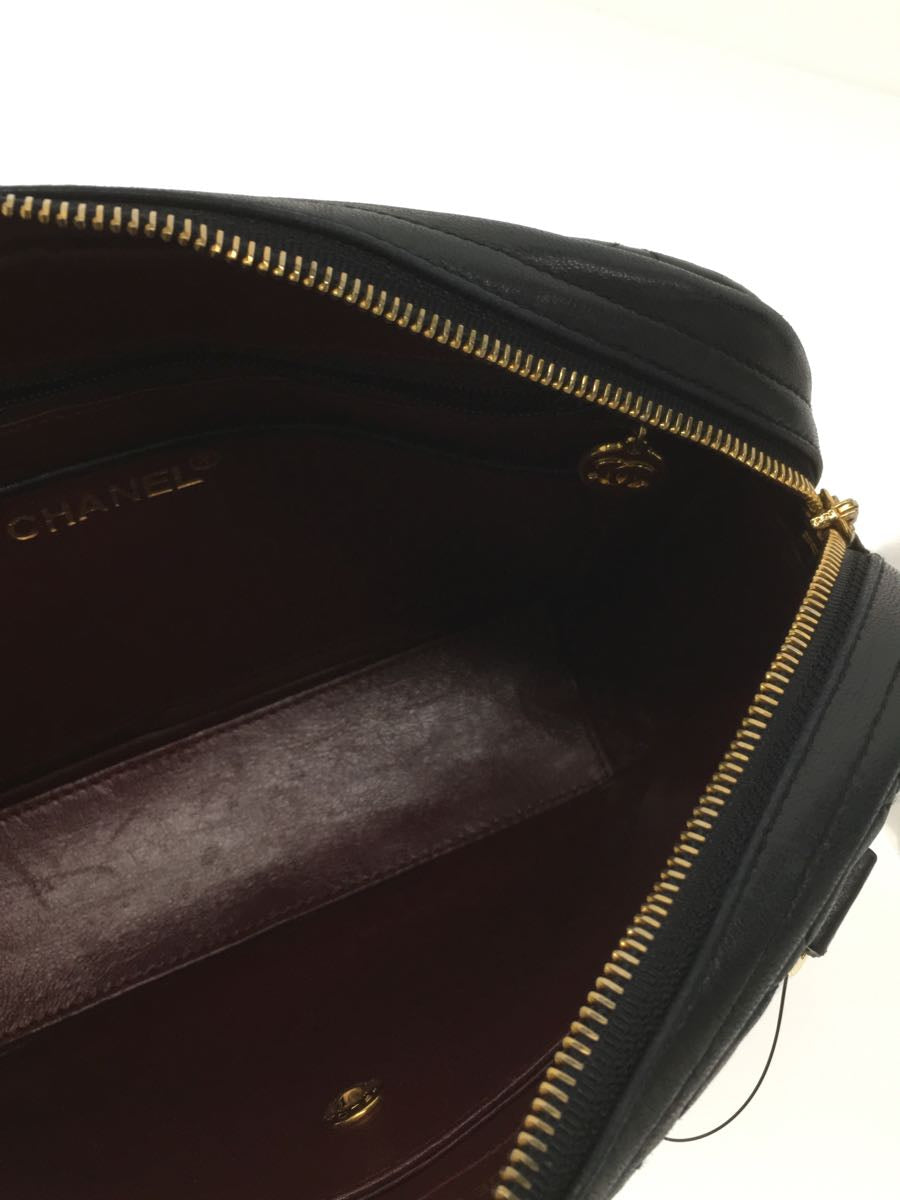 Chanel Matelasse Leather Double Chain Shoulder Bag