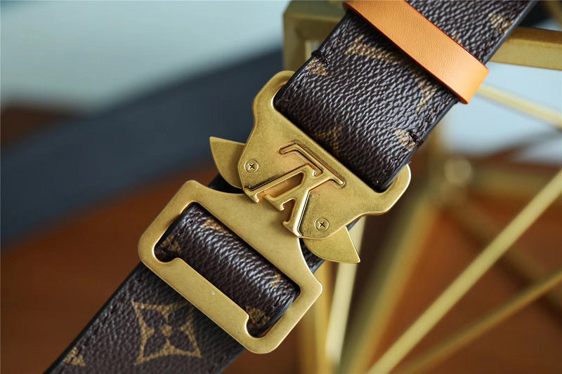 Fan Fashion Lu-Vi bags - 9179