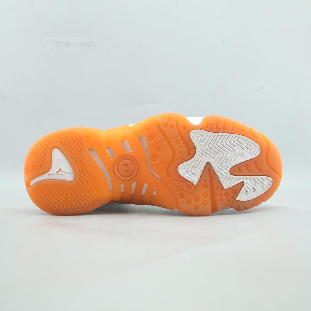 JORDAN JUMPMAN TWO TREY