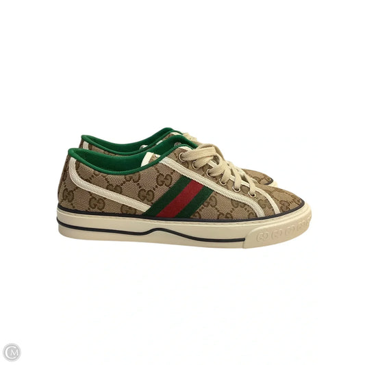 Shoes Luxury Designer By Gucci In Tan, Size: 7(37+)