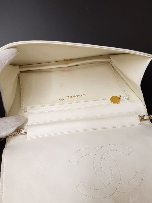Chanel Matelasse Chain Shoulder Bag Leather White