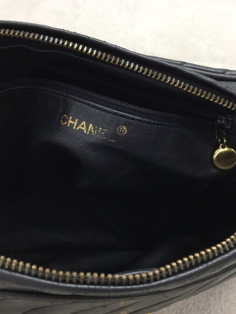 Chanel Leather Coco Mark Tassel Chain Shoulder Bag