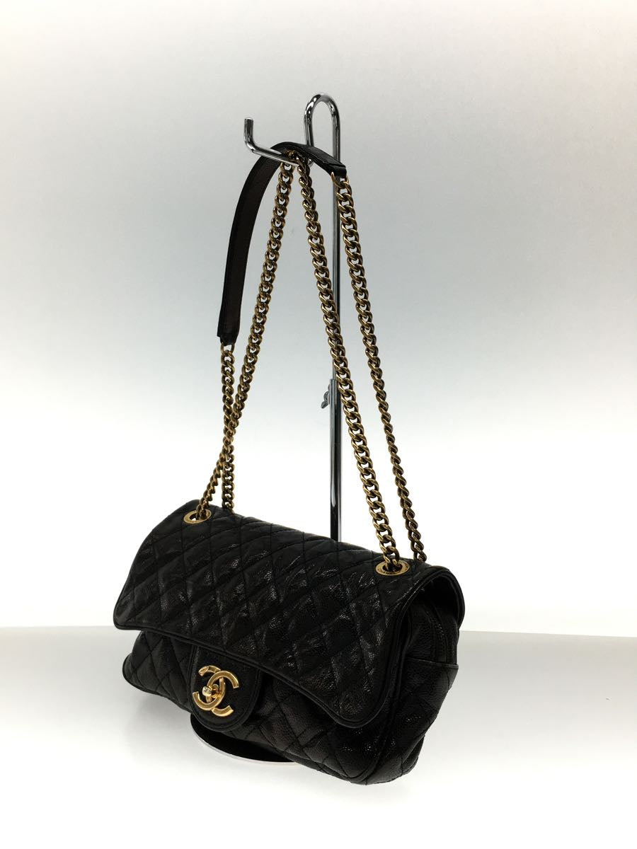 Chanel Matelasse Leather Chain Shoulder Bag