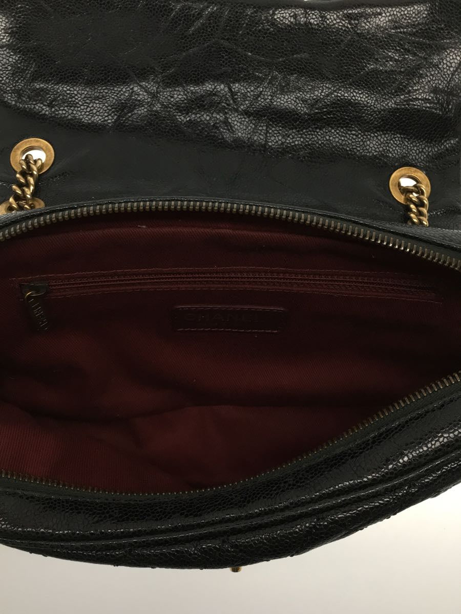 Chanel Matelasse Leather Chain Shoulder Bag