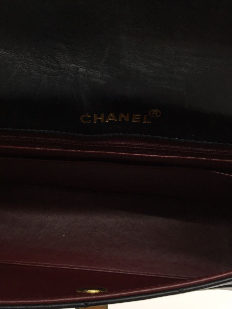 Chanel Leather Shoulder Bag