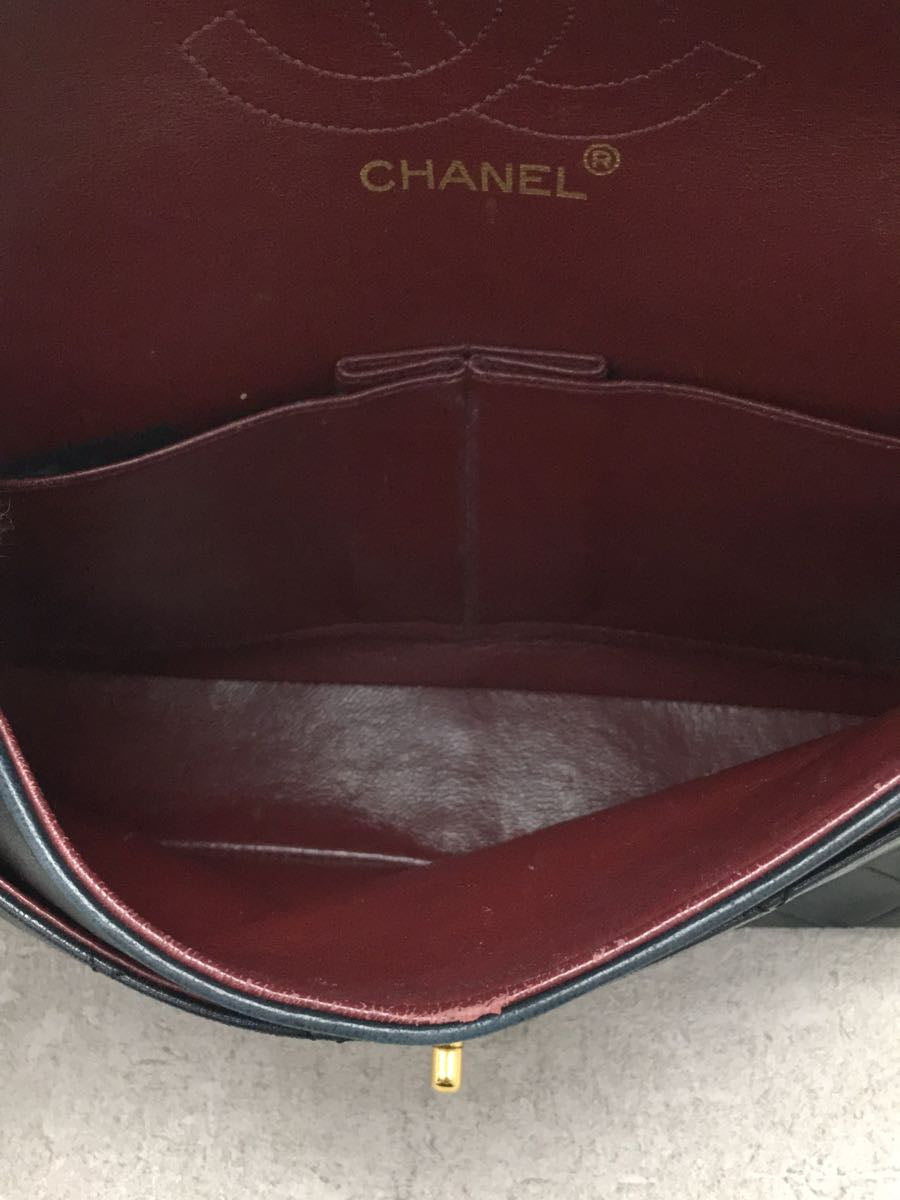 Chanel Leather Plain Matelasse Shoulder Bag