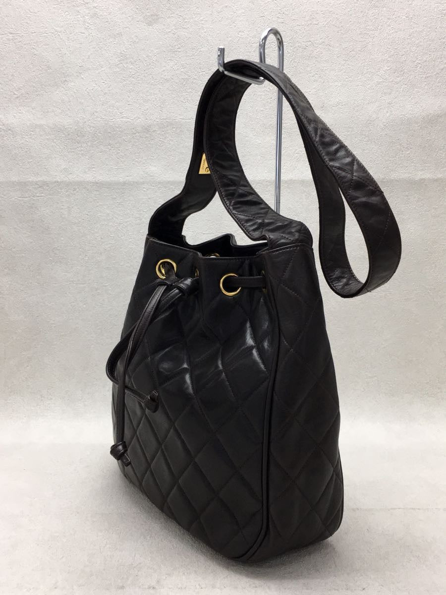 Chanel Drawstring Leather Shoulder Bag