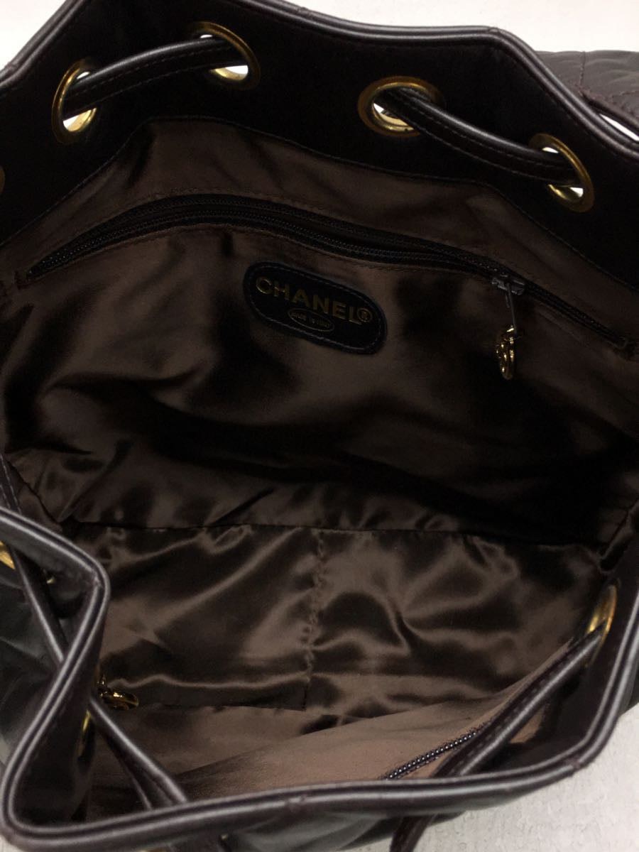 Chanel Drawstring Leather Shoulder Bag