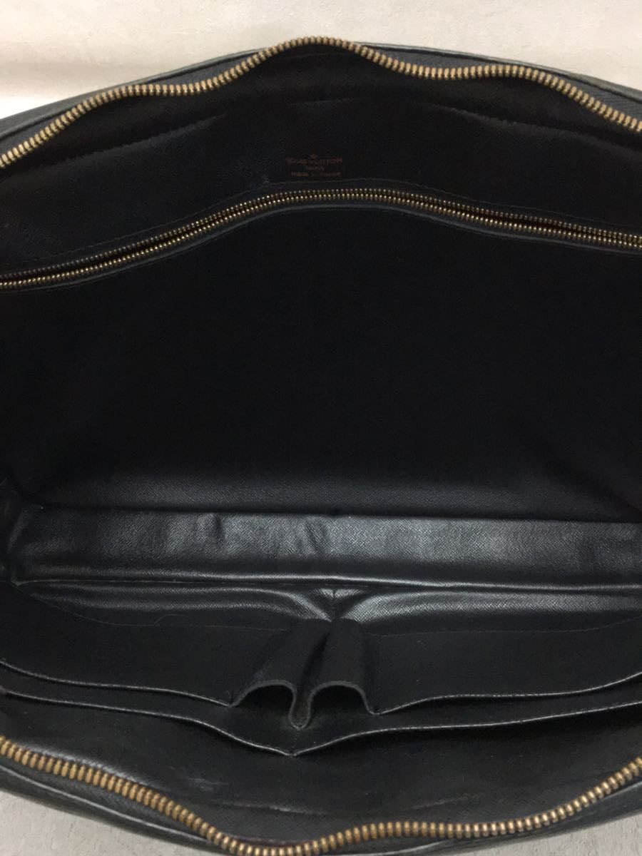 Louis Vuitton Porte Document Voyage Black Leather Handbag