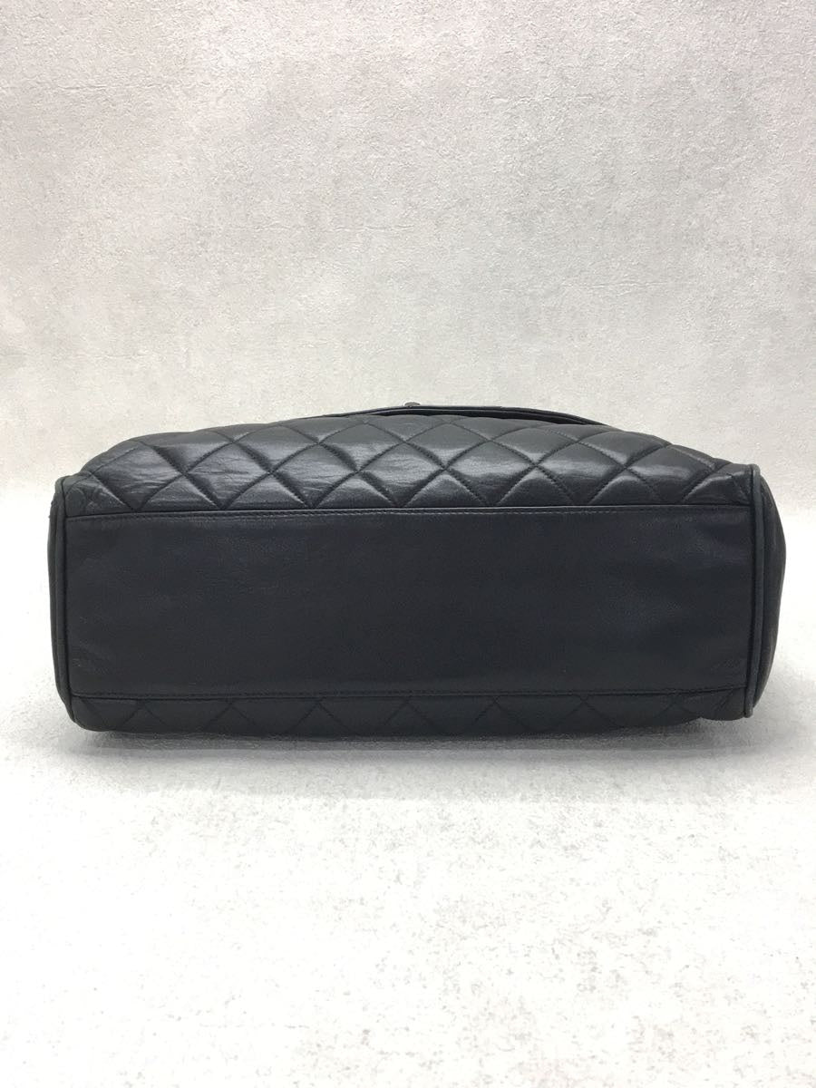 Chanel Leather Shoulder Bag