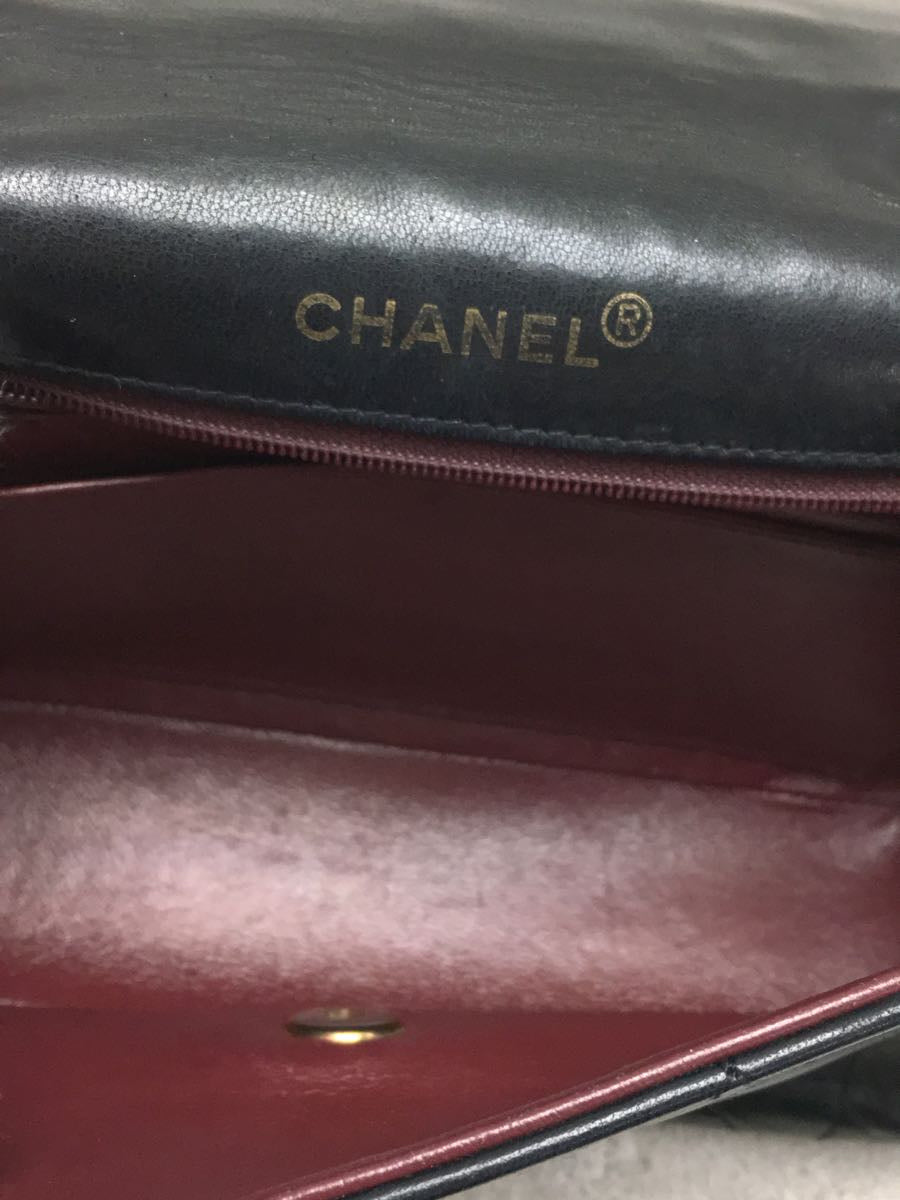 Chanel Leather Matelasse Chain Shoulder Bag