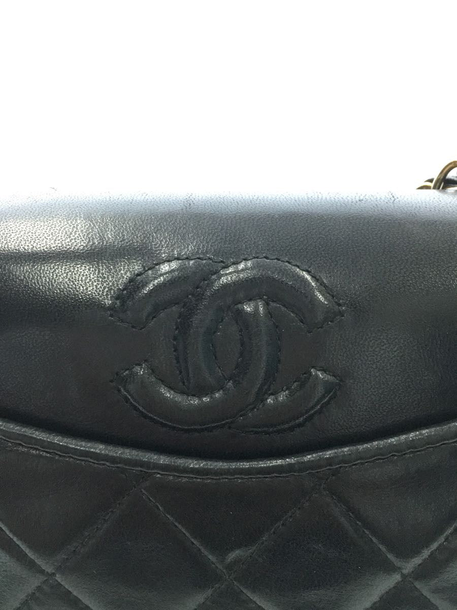 Chanel Leather Shoulder Bag