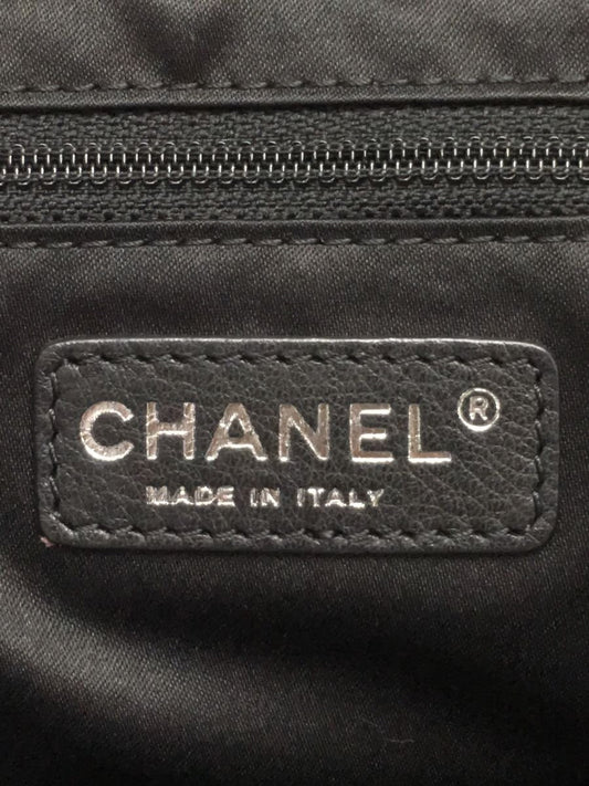 Chanel Leather Caviar Skin Matelasse Tote Bag