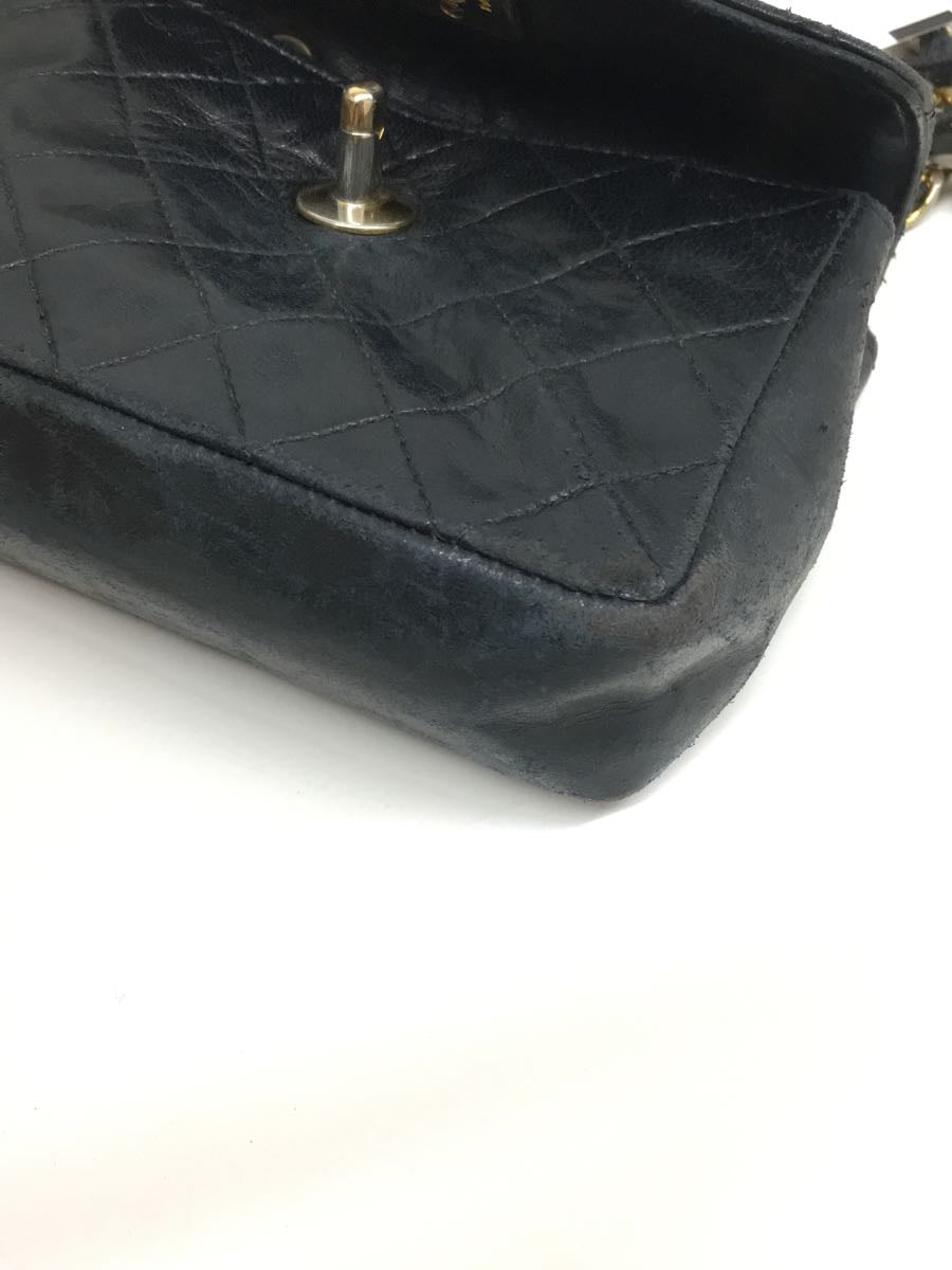 Chanel Matelasse Chain Shoulder Bag Black